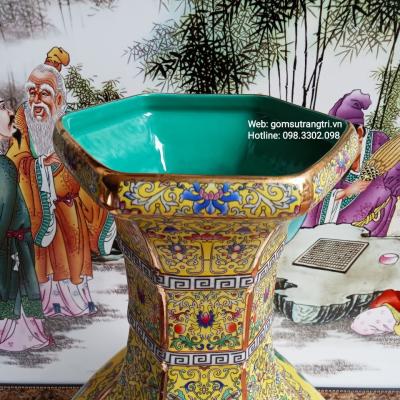 Bình lục giác men vàng họa tiết Tứ Quý